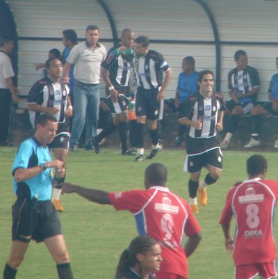 O time de Ricardo Oliveira tinha Rodrigo Félix e Diego Macedo, eleito o craque do campeonato.