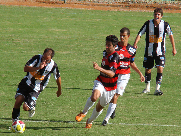Rodrigo Mello incendiou o jogo na vitória do Gato Preto em 2010: 3 x 1