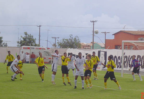 Didão e Cassius jogando pelo CEC contra o CR Guará em 2006