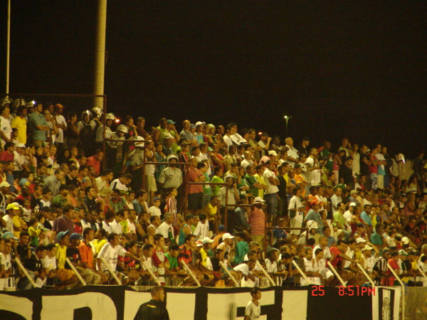 Estádio lotado para ver Ceilândia e Gama em 2007