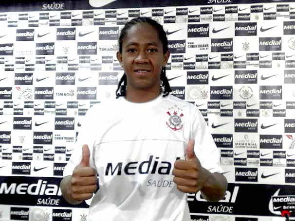 Almeida jogou no Corinthians em 2008