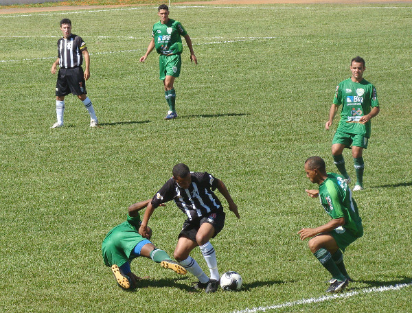 Em 2011, empate sem gols com o Formosa