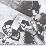 Capitão Brito recusa o cheque em foto do Givaldo Barbosa do Correio Braziliense